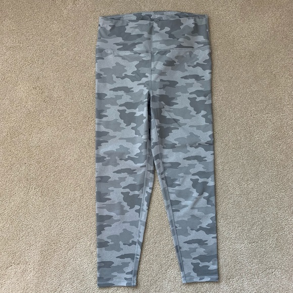 Kyodan High Waisted Running Leggings in Grey White Camo Size Medium like NWOT - Picture 5 of 8